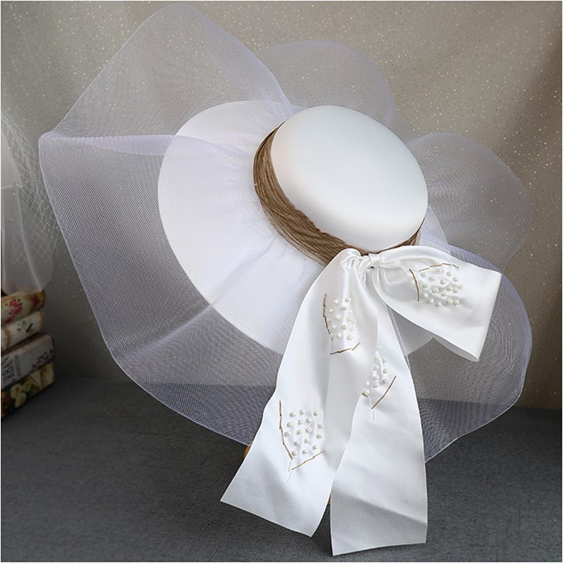 Chapeau de mariage français , Vintage fée Hepburn, anglais, Satin blanc, tempérament robe Photo voyage rétro, casquette, accessoires