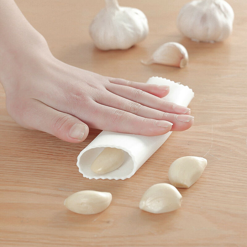 Silicone Garlic Peeler Peel Easy Useful Kitchen Tools Non-toxic Safety Gadget Garlic Stripper Tube Peeling Garlic Peeling