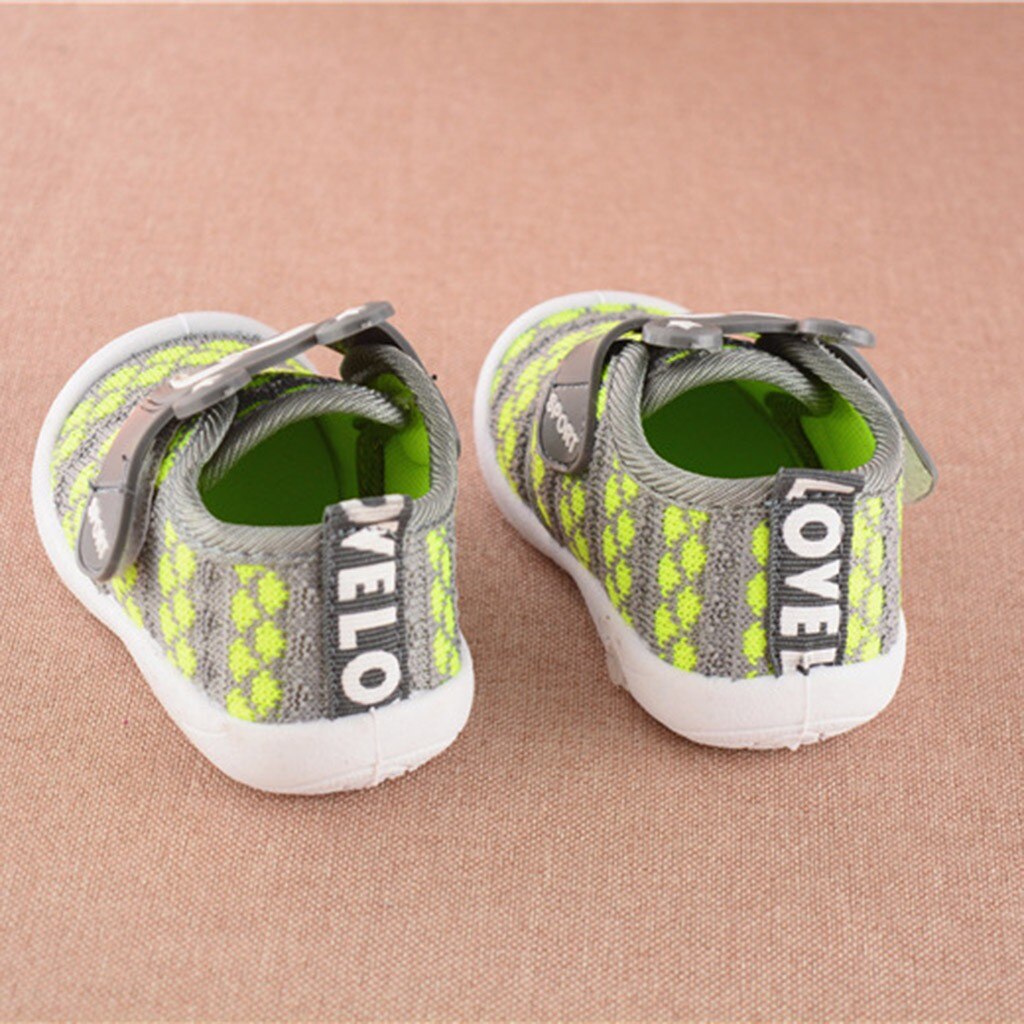 Oreilles de lapin dessin animé chaussures enfant en bas âge enfants bébé étoile grinçant unique chaussures Sneaker doux doux fourmi-slip enfant en bas âge chaussures ayakkabi