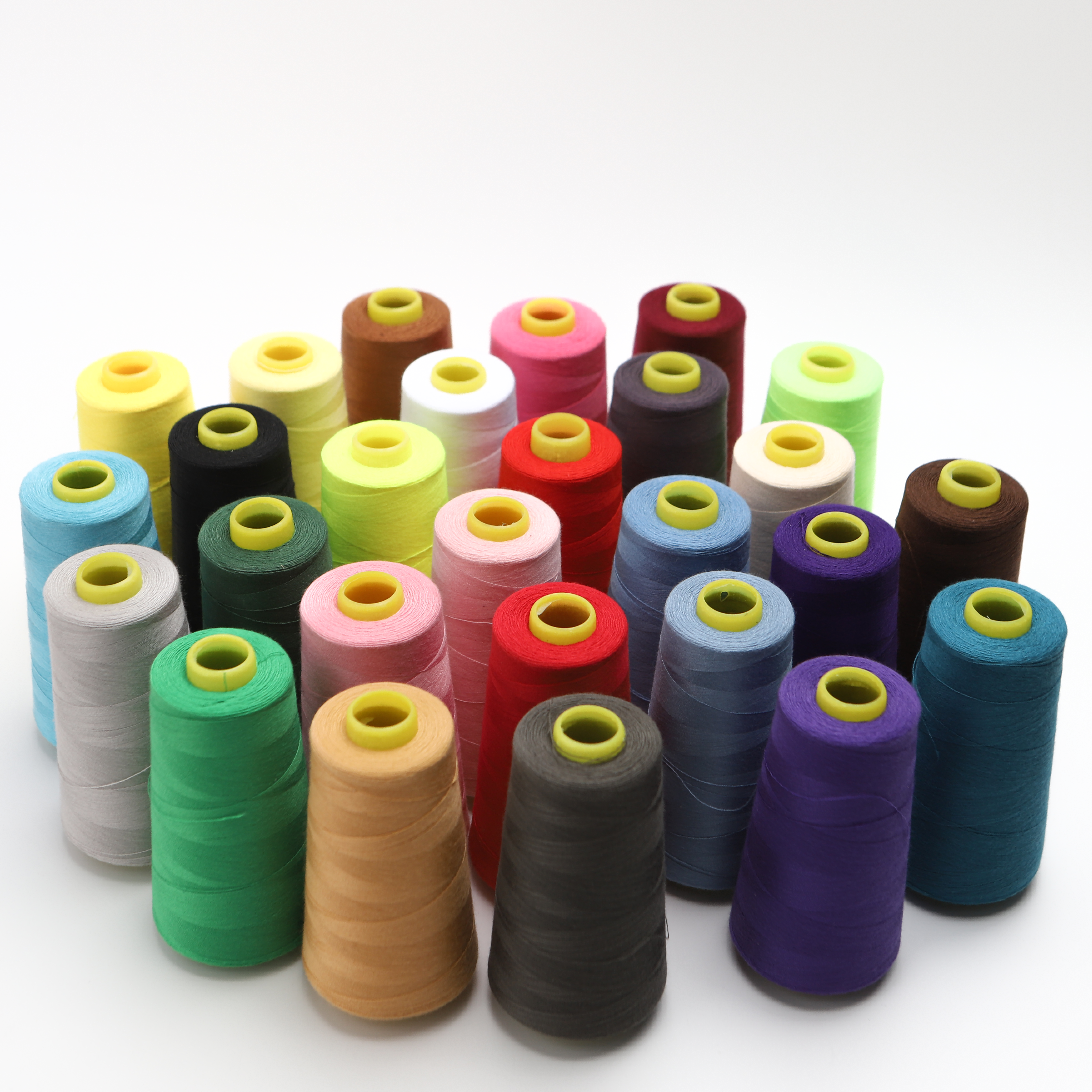 Hilo de coser de poliéster resistente y duradero, 40S/2, 2750 yardas, billete 120, máquina de vestido de camisa para el hogar, costura en 30 colores disponibles