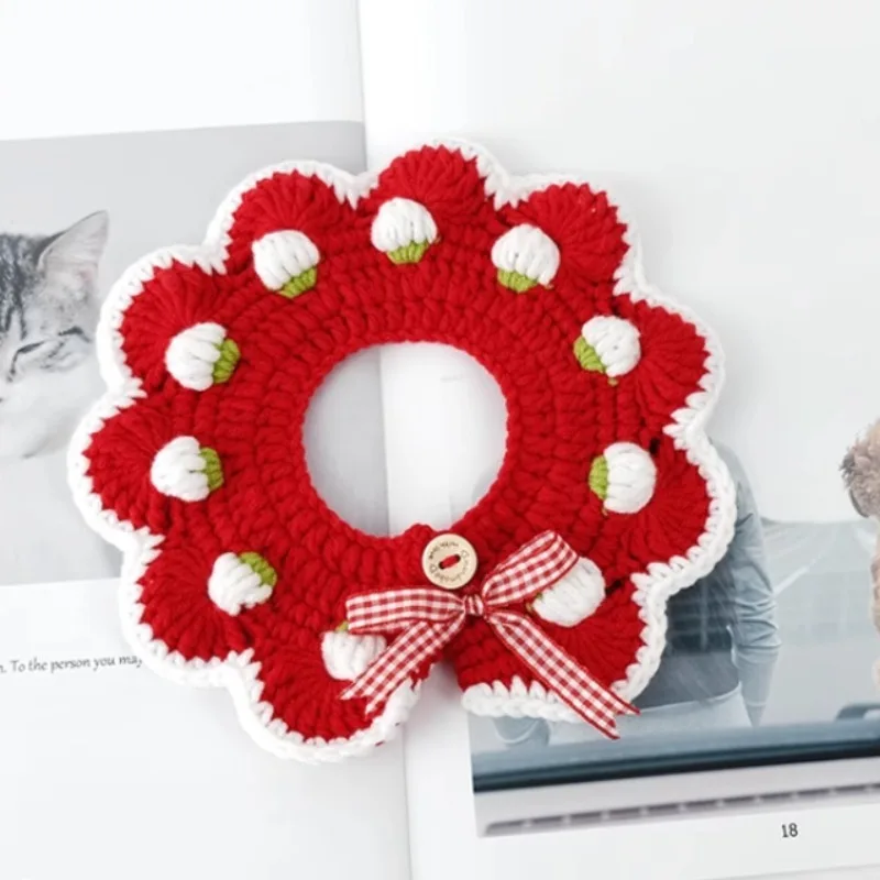 Handgeweven kattenaardbeikhalsband Handgebreide kleine hondenhalsband Slab Geschikt voor huisdierfotografie: M / WHITE