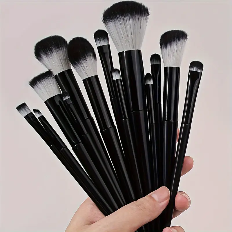 13PCS Makeup Brush Set Soft Fluffy Eye Shadow Foundation Blush Highlighter Concealer Brush Female Beauty Tool Christmas