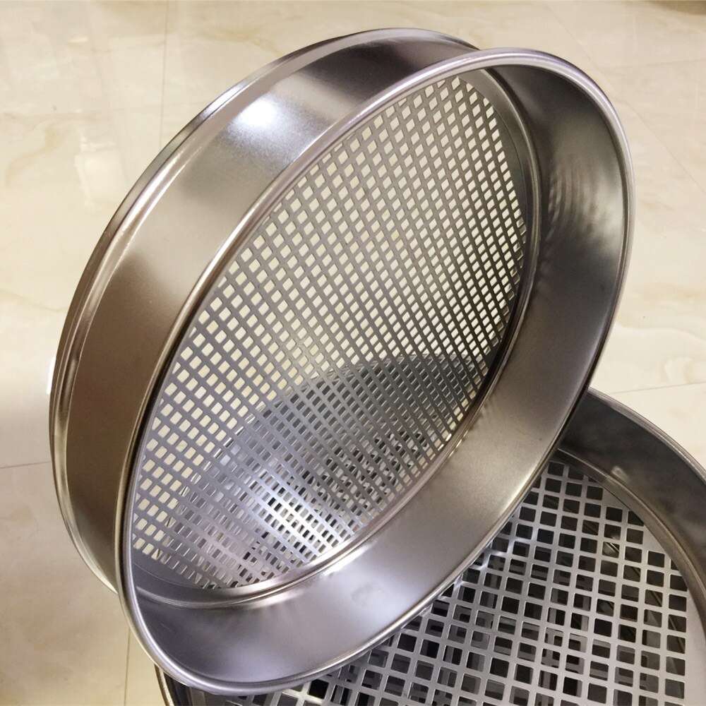 Tamiz de arena y grava para nivelar la superficie de la cama, tamiz de pantalla de orificio cuadrado de 30cm, especial para la apertura de carreteras y trenes de 0.075mm - 45mm