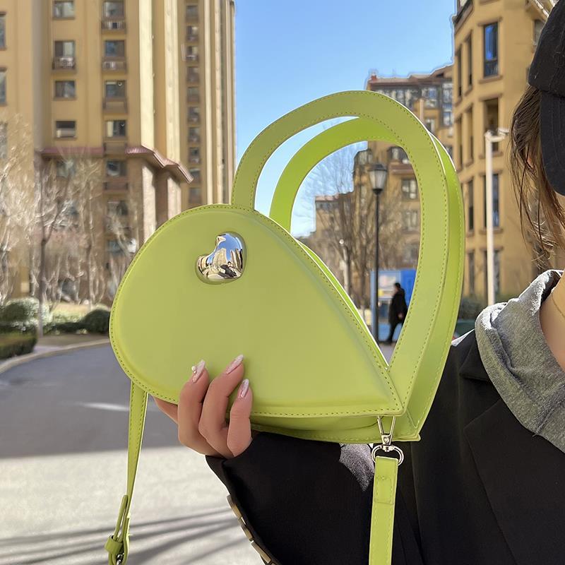 Mbti Individualiteit Vrouwen Crossbody Top Handvat Tassen Mode 2022 Stijl Hart Vorm Schoudertassen Beknopte Effen Bolso Mujer