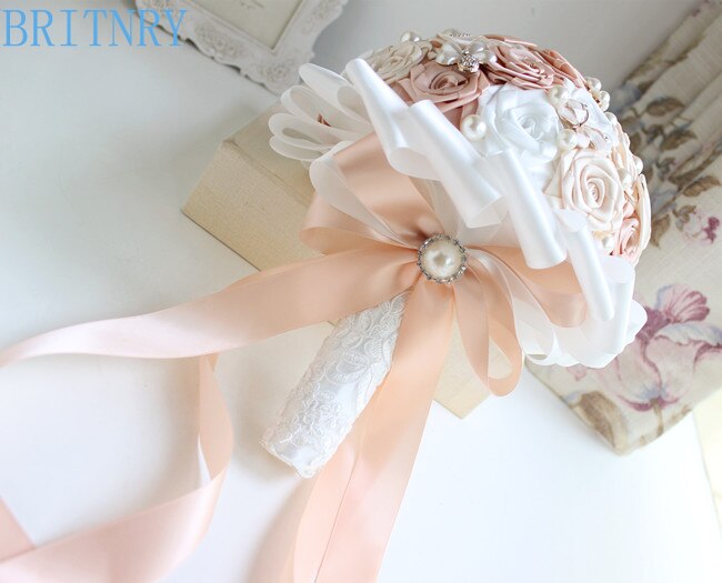 BRITNRY Crystal met Parels Bruid Boeket Satijn Rozen Bruidsmeisje Boeket edding Bloemen Bruidsboeket