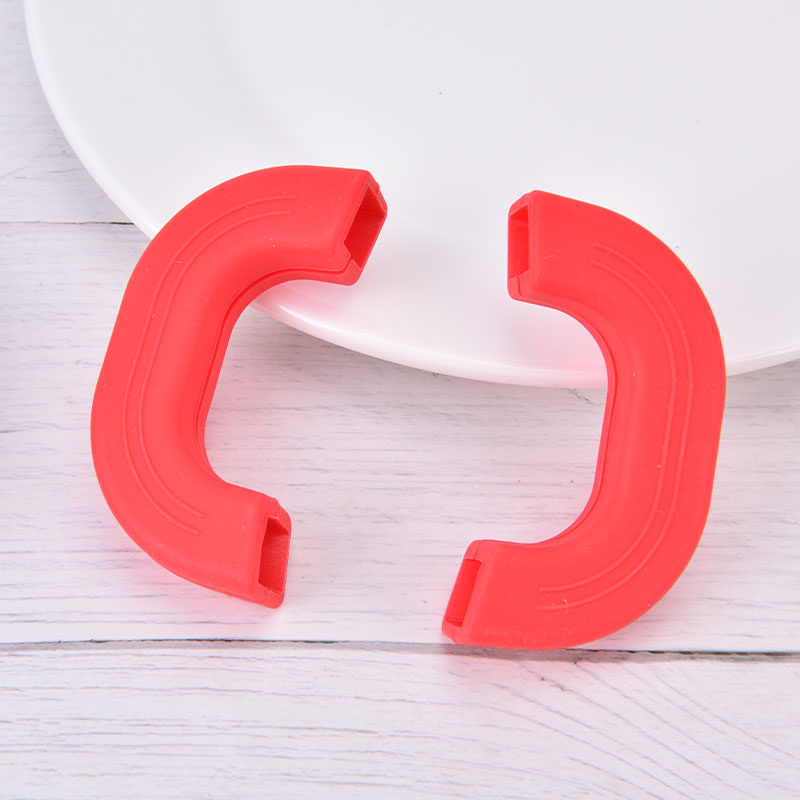 Protectores de silicona antiquemaduras para ollas, manguitos antideslizantes con Clip, resistentes al calor, para horno, utensilios de cocina, 2 uds.