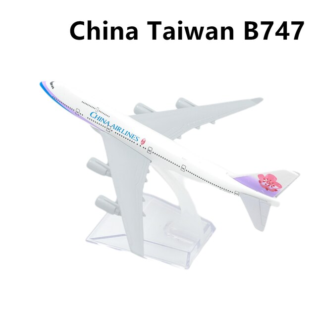 Shenzhen Airlines Boeing 737 Aircraft Model 15cm Alloy Aviation Collectible Diecast Miniature Ornament Souvenir Toys: China Taiwan B747