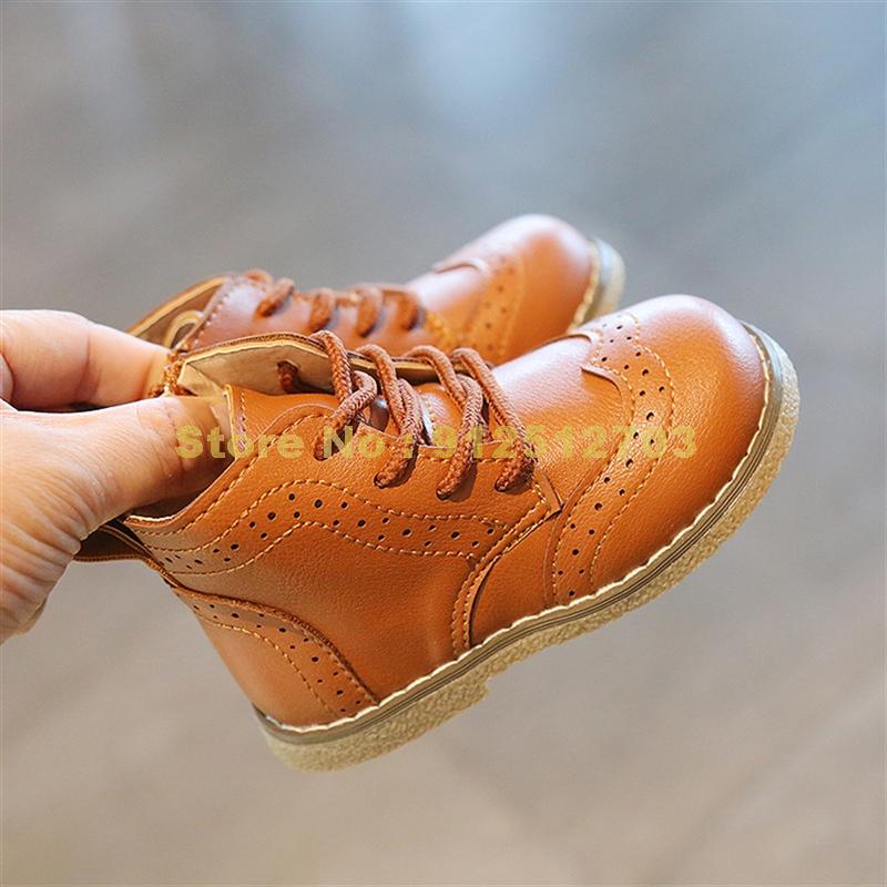 Crianças outono unisex clássico rendas botas de couro crianças meninas meninos tornozelo botas tamanho 21-30 sapatos: Marrom / 30 (inside 18.5 cm)