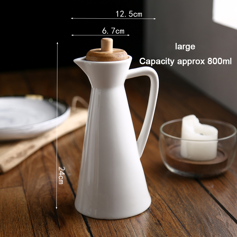 Ceramic Storage Bottle Hip Flask Kitchen Seasoning Bottle with Lid Household Pattern Snack Candy Storage Jar Cereal Dispenser: Storage bottle 2