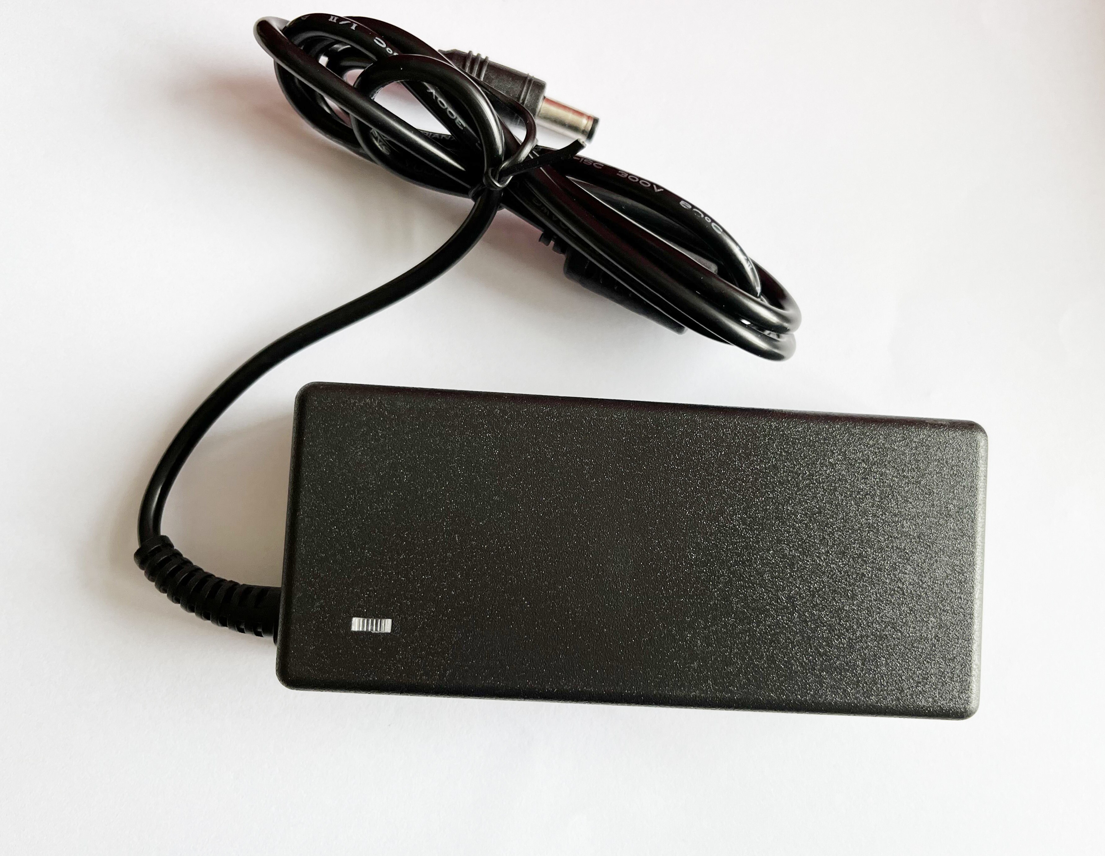 Zasilacz 19V 3A 3.42A do głośnika stereo Harman / Kardon Go+Play Bluetooth Przenośny głośnik zewnętrzny Ładowarka sieciowa AC DC