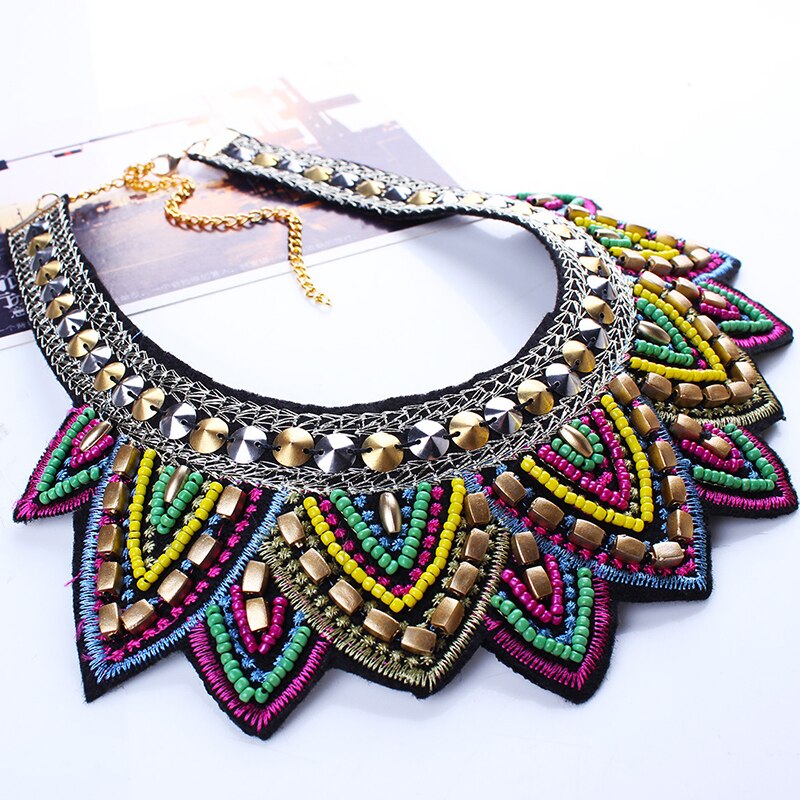Collar bordado de para mujer, Estilo Europeo Americano, cuentas de cristal, Collar étnico, joya con cadena y pendiente, hecho a mano