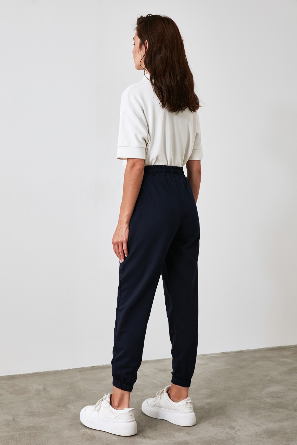 Trendyol Gedrukt Losse Jogger Gebreide Joggingbroek TWOAW21EA0279