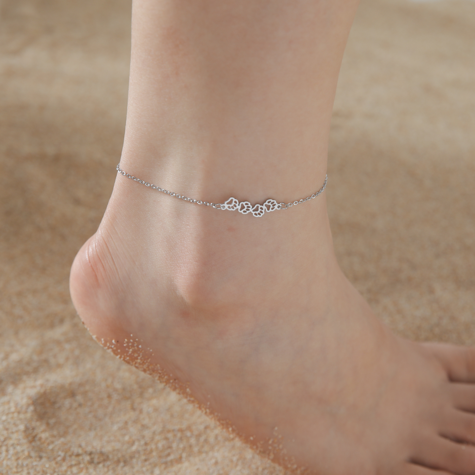 Skyrim marche chat cheville Bracelet femmes en acier inoxydable Simple cheville coréenne été plage pied accessoires: Plaqué Rhodium