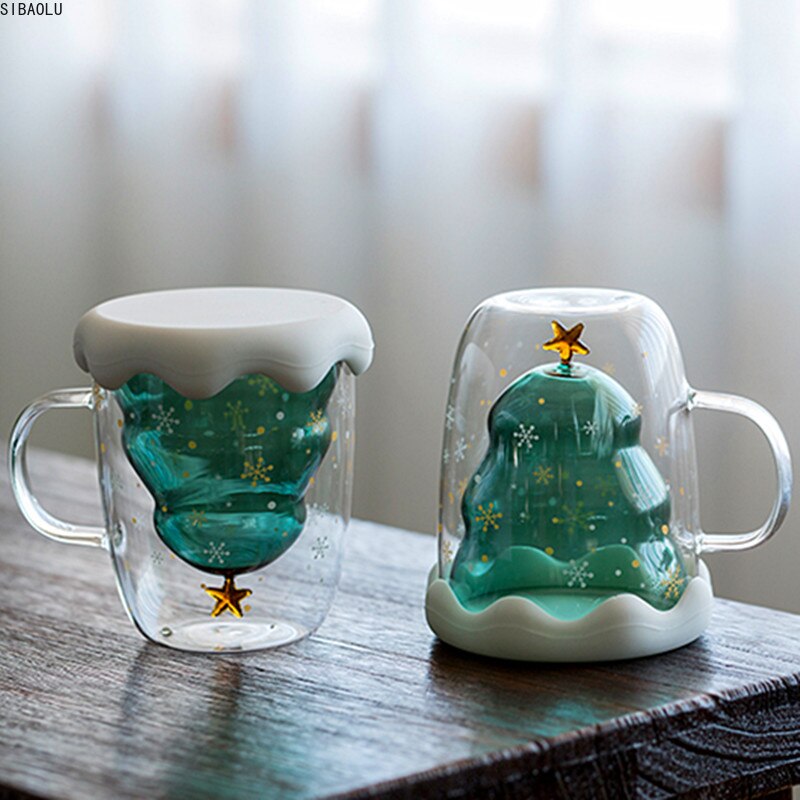Schattige kerstboommok, dubbelwandige glazen koffiekopjes met siliconen deksel, sneeuwvlokster, kerstwijn, thee, melk, water, beker
