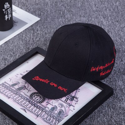 Eenvoudige geborduurde baseballpet met kruis van katoen, snapback, zomerse hiphoppetten voor koppels, buitenzonwering, unisex hoeden: Zwart 2
