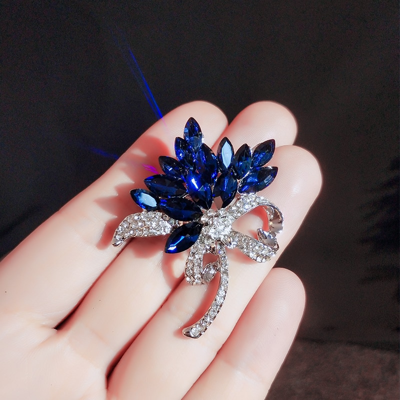 Bloem Broche Pins Crystal Broches Voor Vrouwen Kleding Decoratie Mode Mooie Sieraden Plant Bloem Trendy Broches