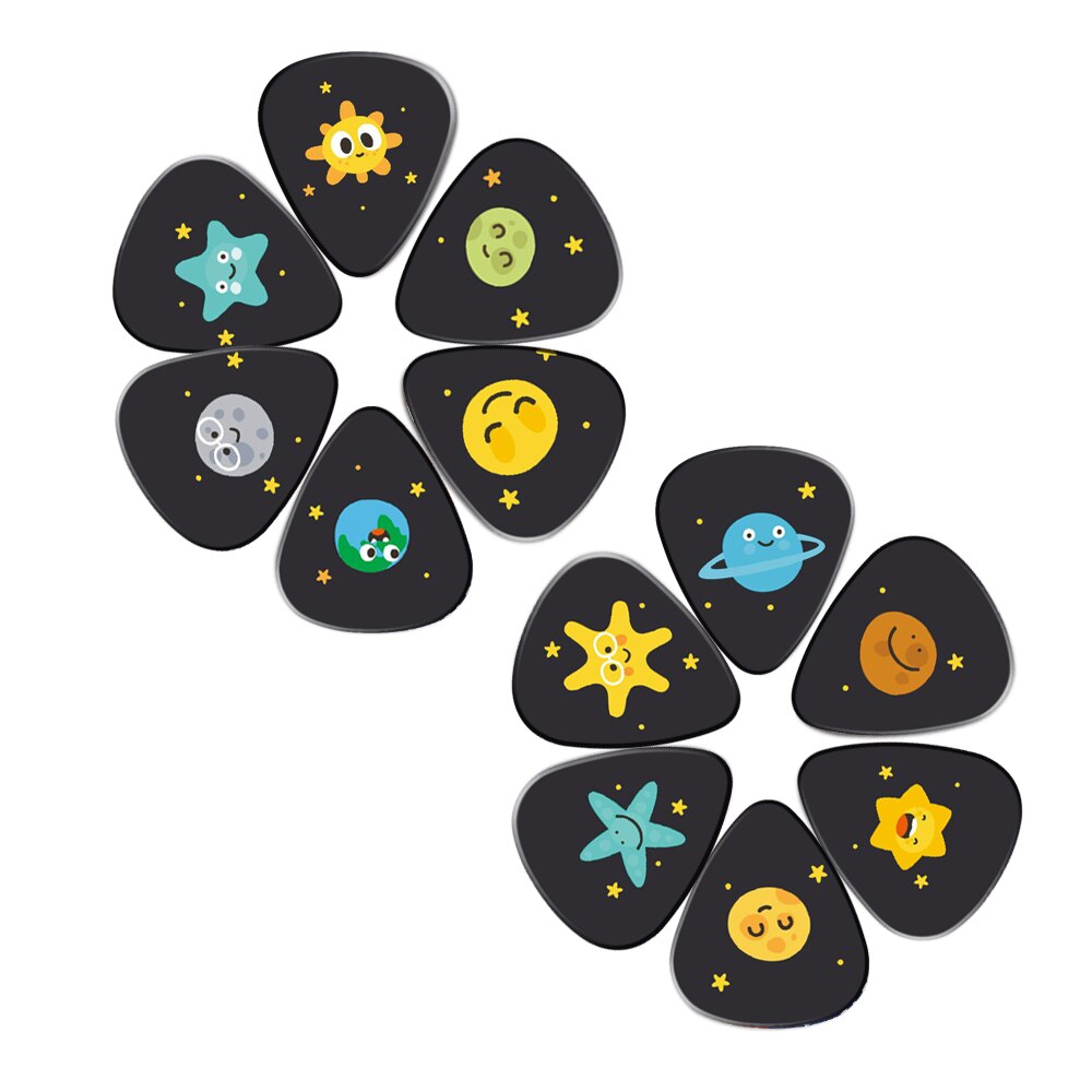 Soach 10 st/lot 0.71mm tjocklek tecknad vidsträckthet av universum stjärngitarrplockningar mönster gitarrband gitarrdelar gitarr enl.
