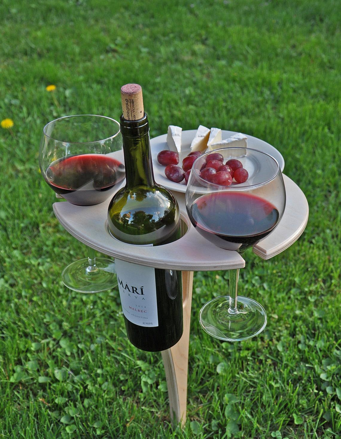 Tavolo da vino portatile da esterno tavolino da spiaggia pieghevole Deluxe accessorio da tavolo da Picnic per vino erfect per l'intrattenimento all'aperto del vino: A