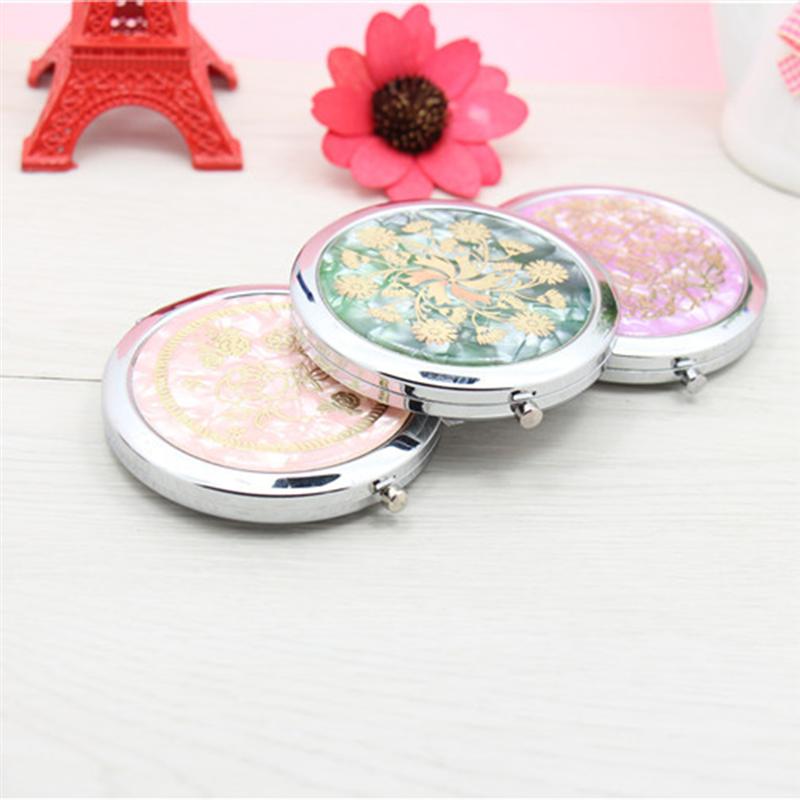 Folding Pocket Mirror Round Portable Small Mirror Double-sided Mirrors for Lady (Random Color)