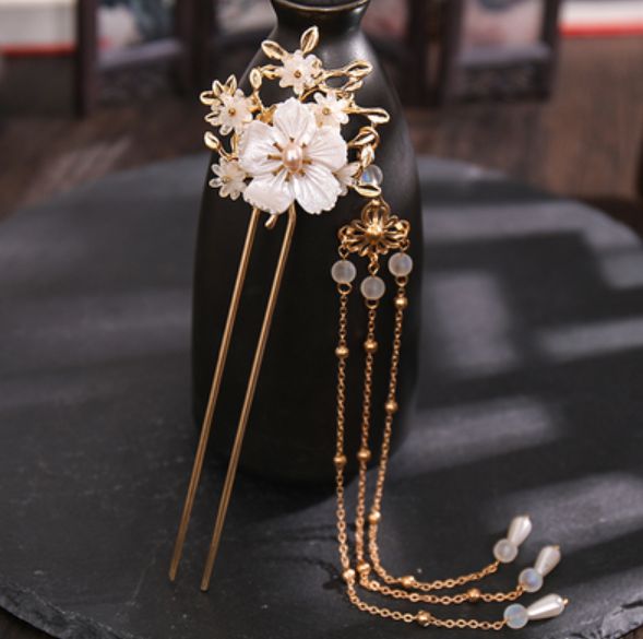 Luxury Metal Hair Stick Hair Accessories for Women Hanfu Hair Clip: 2