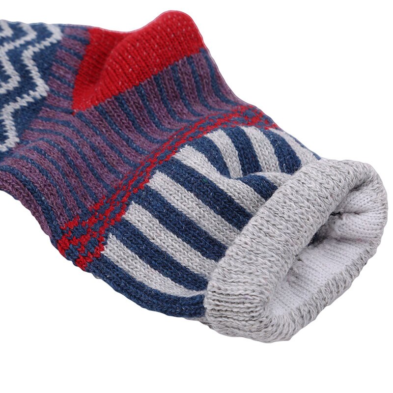 Kontrastfargesokker vinter 5 par etnisk stil kvinners geometriske mønster vintage tykkere varme harajuku skateboardstrømper: Flerfarget