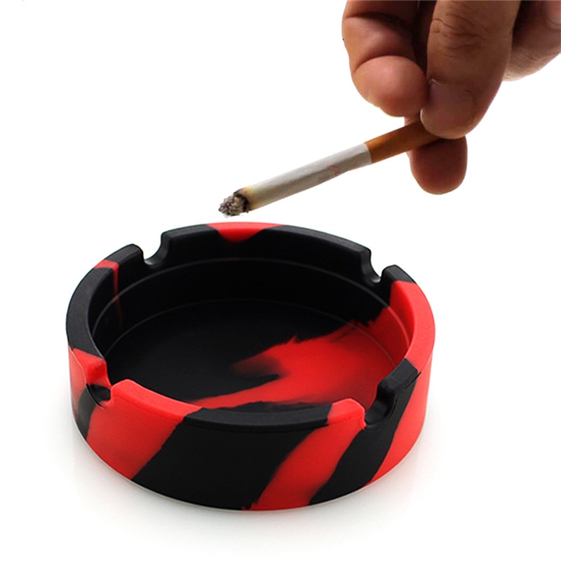 1X Draagbare Camouflage Zachte Siliconen Rubber Groen Ronde Asbak Asbak Beugel siliconen asbak