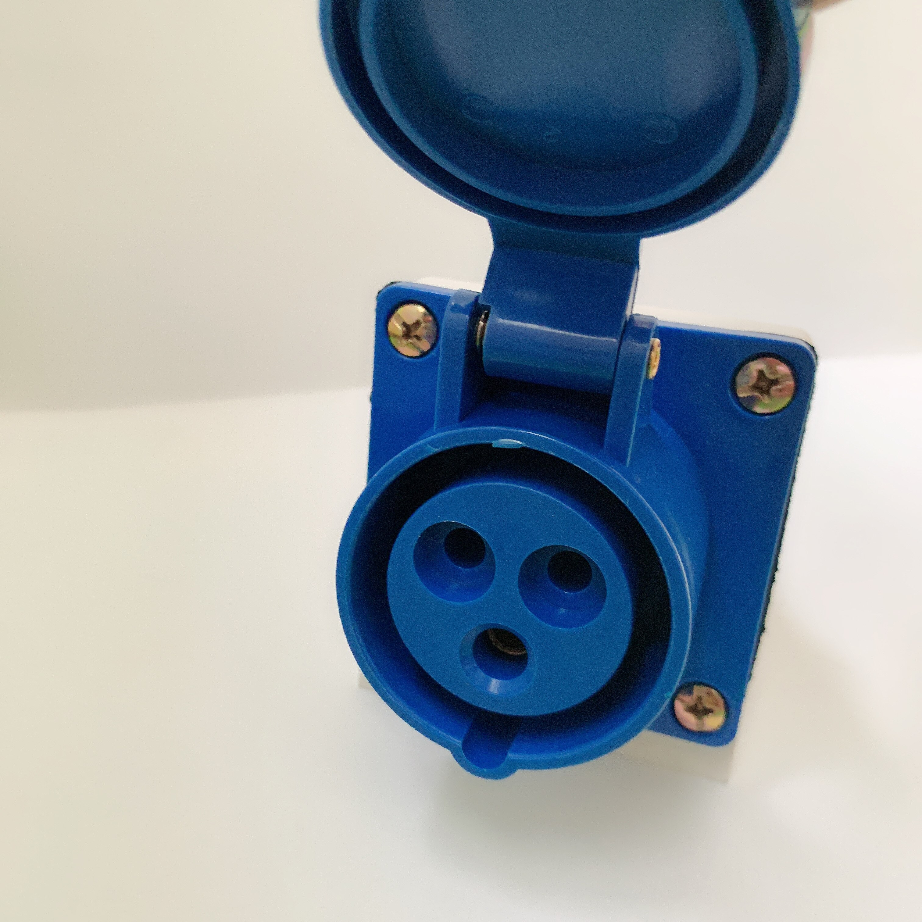 Industrial Plug SF-013 Tripole Plug SF-113 Tripole... – Vicedeal