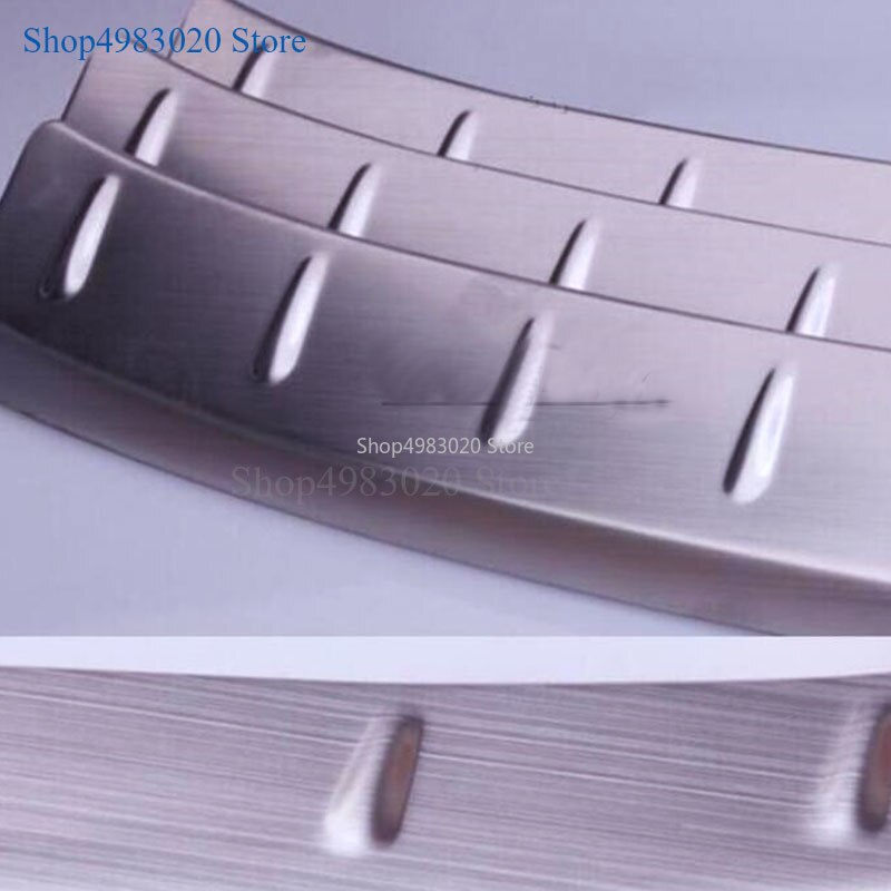 thumbnail image 2 of ZHAN YUE Stainless Steel Rear Bumper Protector For Range Rover Sport 2006-2013 – Trunk Sill Plate Cover 2 of 3