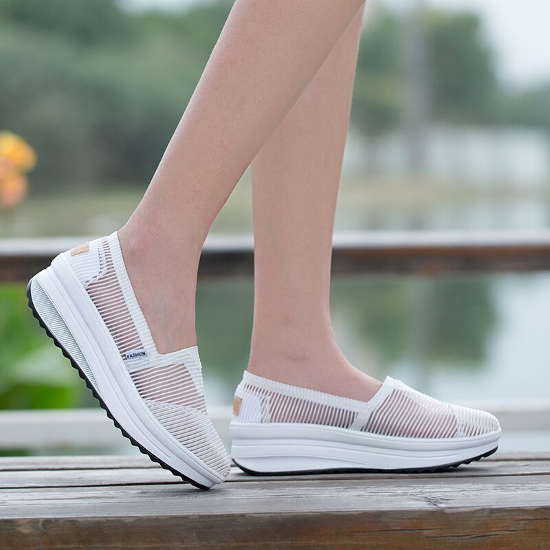 Minike Shoes Spring Sneakers Female Super Breathable Shoes Fitness Slip On Height Increasing Mesh Walking Zapatillas Mujer Shoe