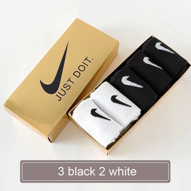 Original U NK EVERYDAY LTWT ANKLE 3PR Unisex Sports Socks( 3-5 Pairs ): 3 black 2 white long