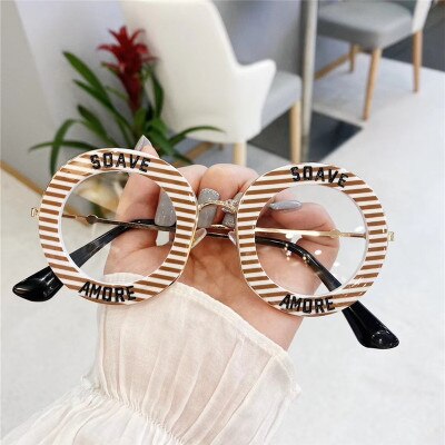 Nuevas gafas redondas transparentes Galsses para mujer, montura de Metal a la para estudiantes, gafas ópticas con letras de personalidad a rayas, gafas informales de gran tamaño: Coffee