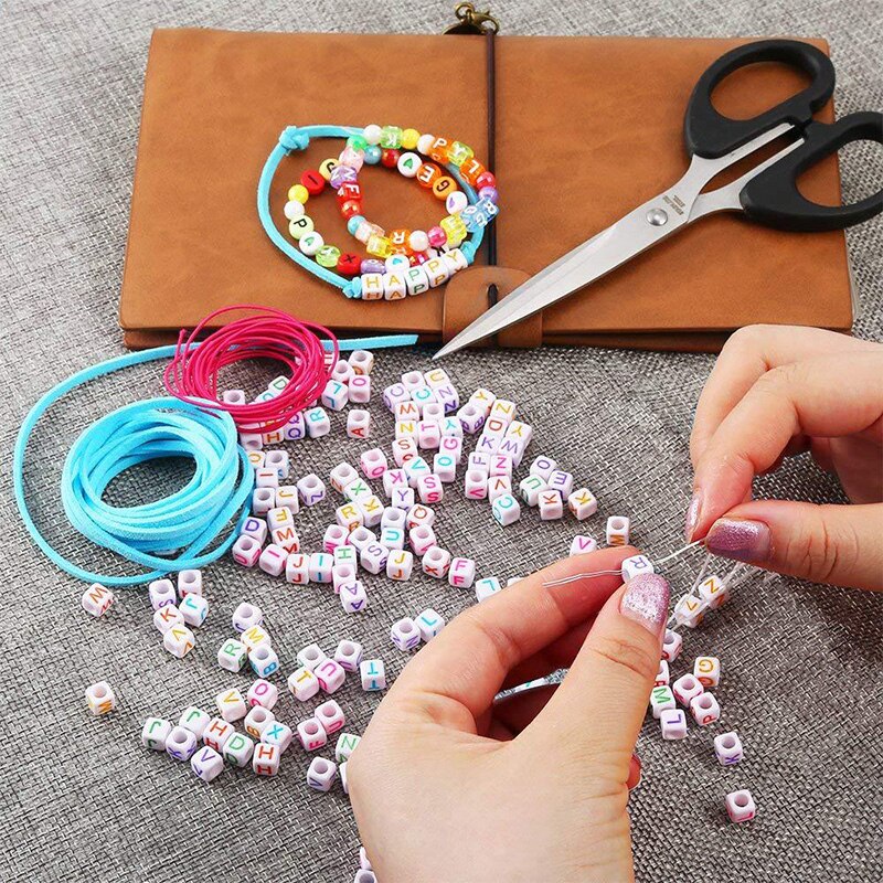 1300 stk/sæt az alfabet bogstaver stave ord perler legetøj diy farverige perler puslespil
