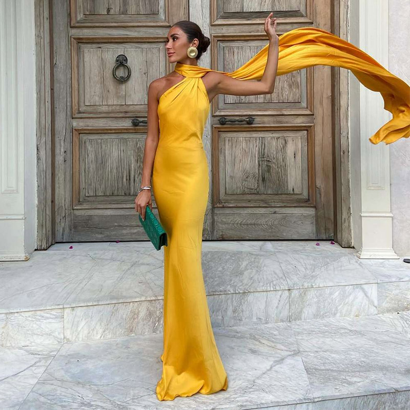 Ensfarvet bånd kvinder halterneck kjole off shoulder ærmeløs rygløs slanke kvindelige maxikjoler sommer chic dame kåbe: Xl / Orange