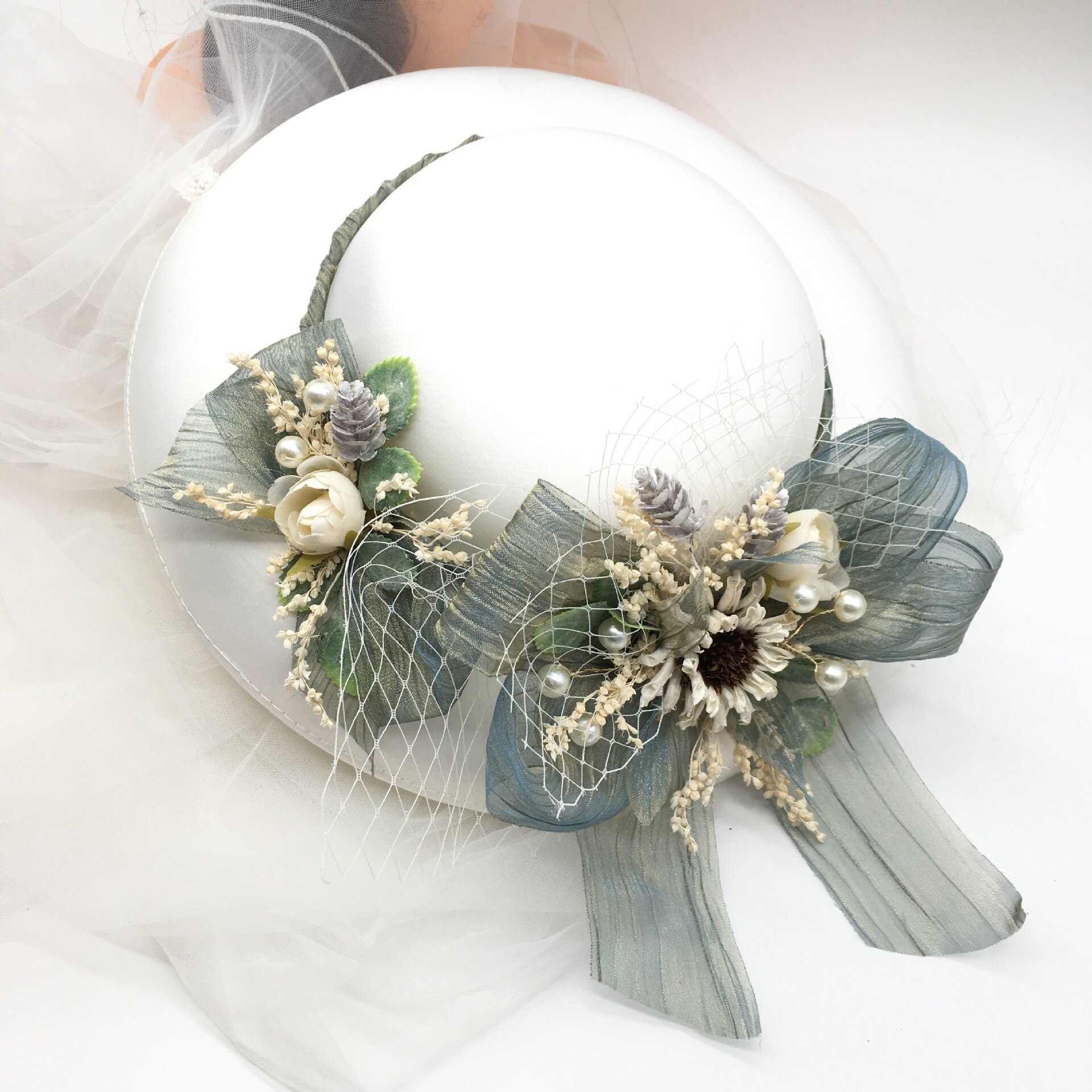 Brand Handmade Big Wedding Hat Women Flower Bow Fairy Fascinator Hat Ladies Horse Race Cocktail Dinner Hat Headwear