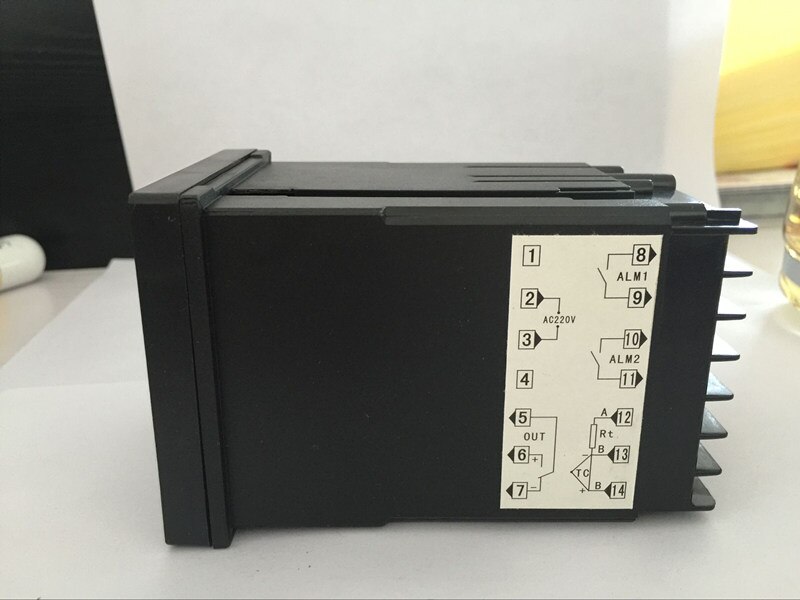 AC100-240V Temperature Controller RKC REX-C700 Thermocouple/PT100 Input Relay Output 72*72mm