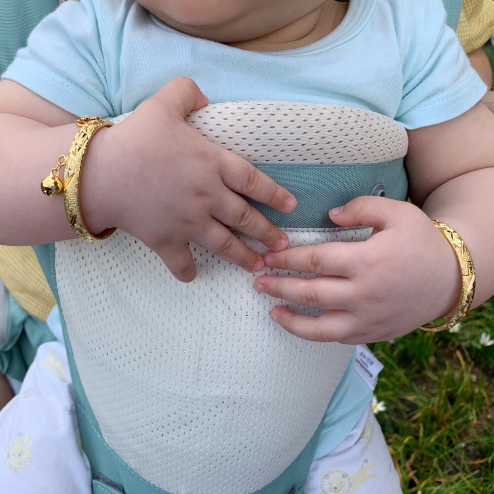 Ethlyn 2 st/lot guldfärgad armring för flickor/bebis/barn berlock gypsophila armband klockor hjärta smycken barn jul  b132