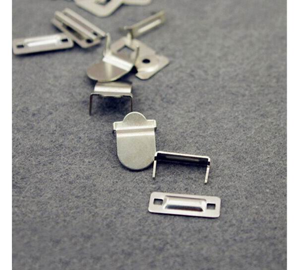 60 sæt / parti han -006 4-- delte buksekroge metal messing knapper sølv nikkel / sort nikkel / bronze farve