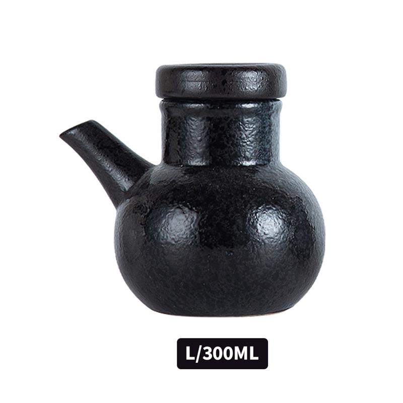 300ml japanilaistyylistä keraaminen öljy-oliivi-annostelija soijakastike kattila pieni etikka kattila kastikepurkki öljypullo astiasto maustepullo: M 04