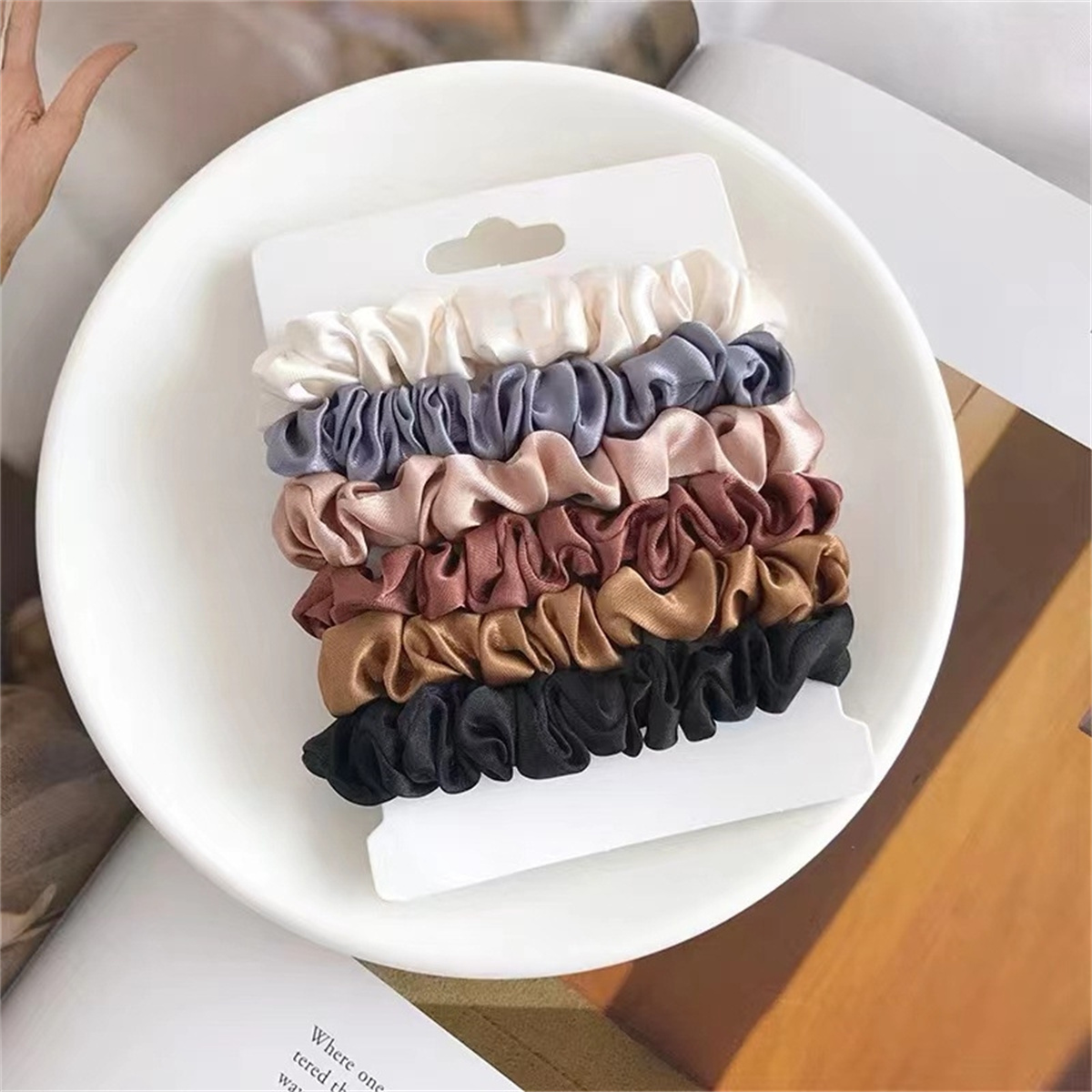 6 peças de elásticos de cabelo de cetim para mulheres – mais macios do que elásticos de seda para cabelo | Scrunchies de cetim para meninas |
