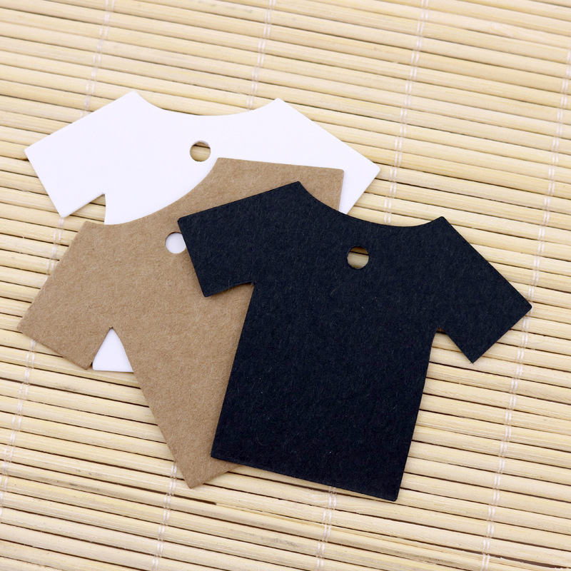 100Pcs 5.5*7Cm Kleding Vorm Kraft Verpakking Label Wedding Party Label Prijs Cards Bakken Prijskaartjes Tags/Labels