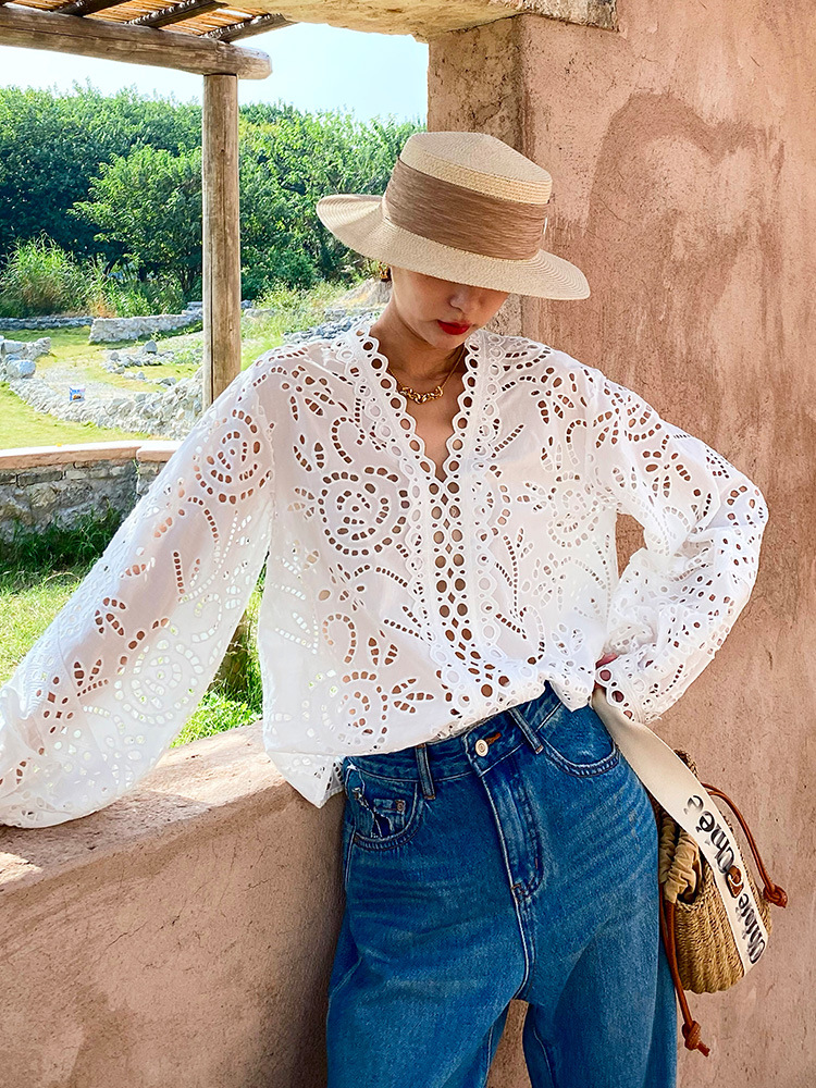 GypsyLady Frankreich Elegante schick Hemd Bluse Blumen- Stickerei Weiß Baumwolle Aushöhlen sexy Langarm Frauen Damen Spitzen