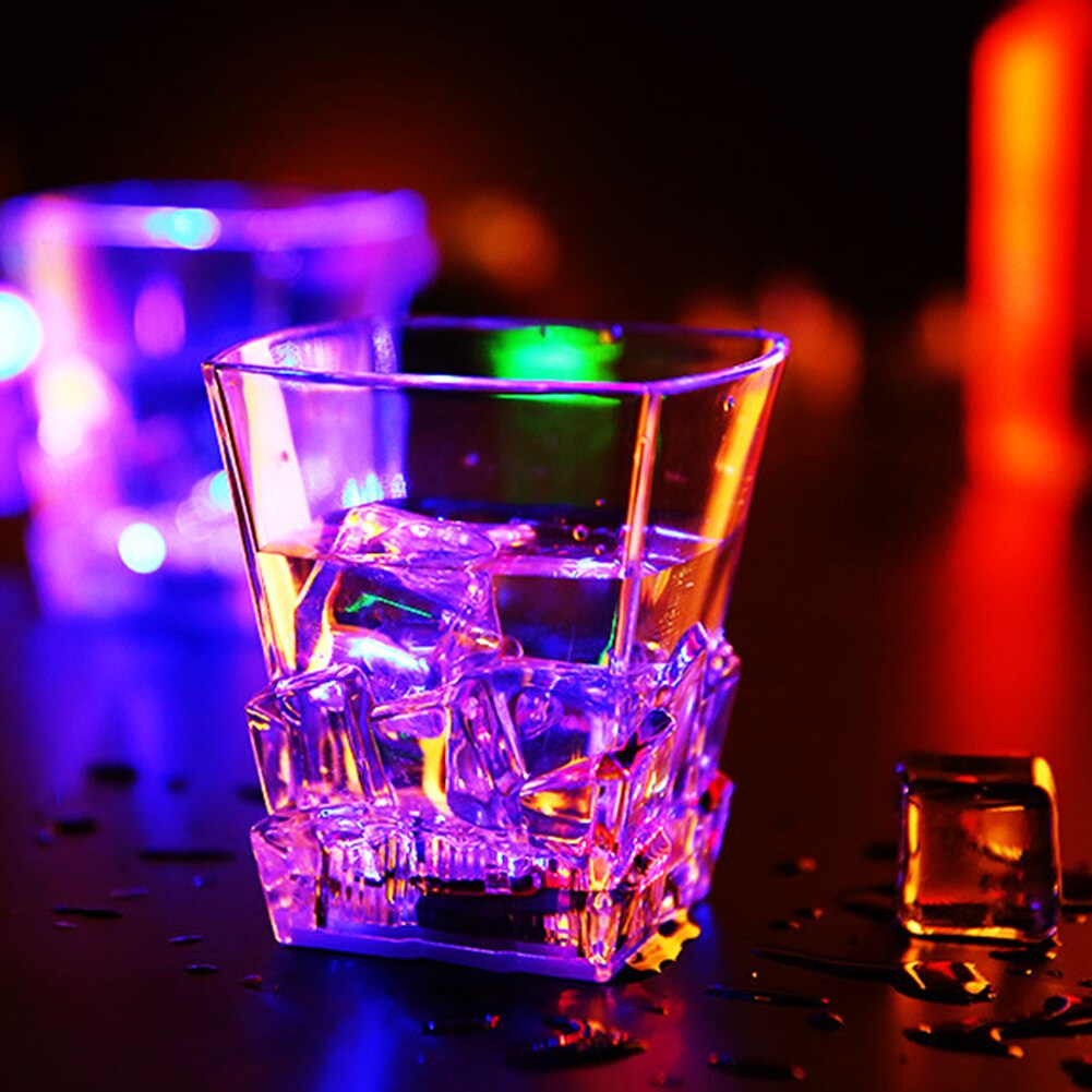 LED Automatische Blinkende Tasse, Sensor Licht hoch Becher Wein Bahre Glas Whiskey Schuss Trinken Glas Tasse für Weihnachten Party Bar Verein