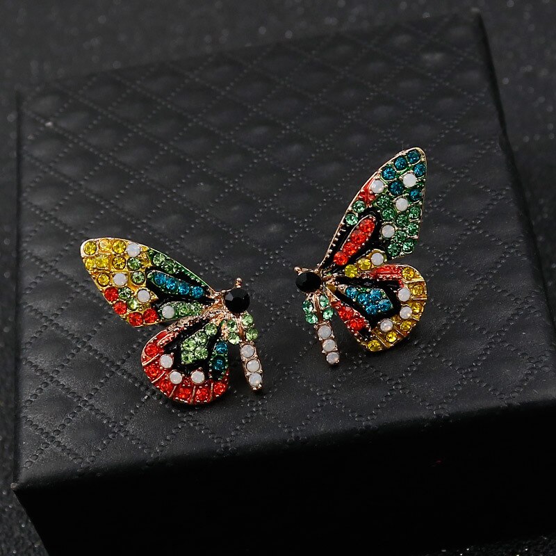 nouvelle papillon ailes boucles d'oreilles femme strass sauvage personnalité métal boucles d'oreilles doux romantique bijoux: MHM-03-070