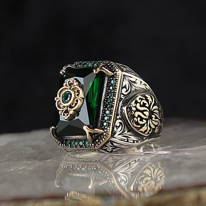 Anillo de sello turco Vintage para hombres y mujeres, anillo de águila tallada de Color plateado antiguo con incrustaciones de circonita verde, locomotora Punk: 7 / Negro