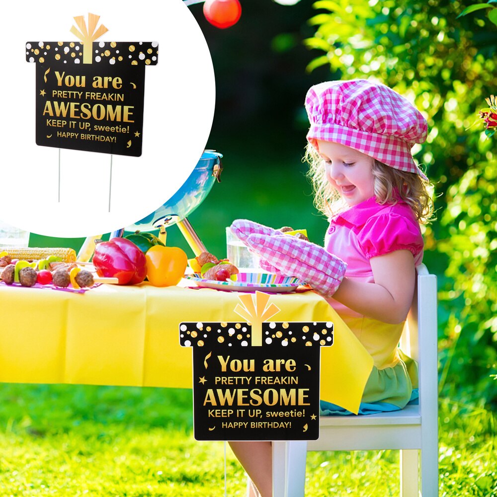 1pc Birthday Party Props Garden Hollow Board Insert Sign Lawn Sign: Gift box