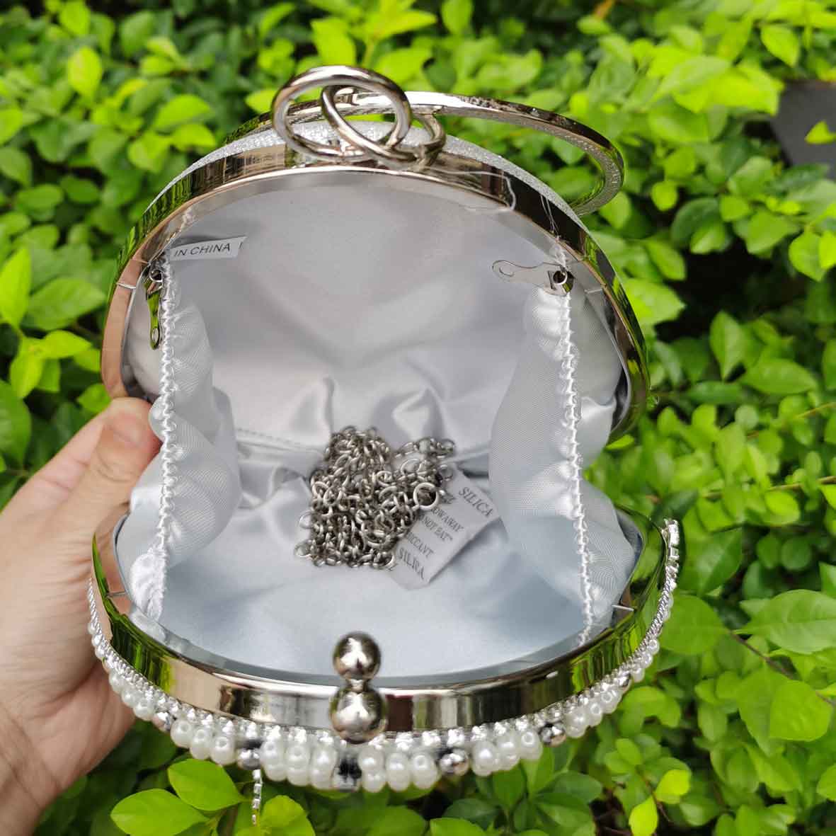 Sac de soirée ours blanc pour femmes, pochette avec pompon en cristal, bourse de fête, moins cher, M30,