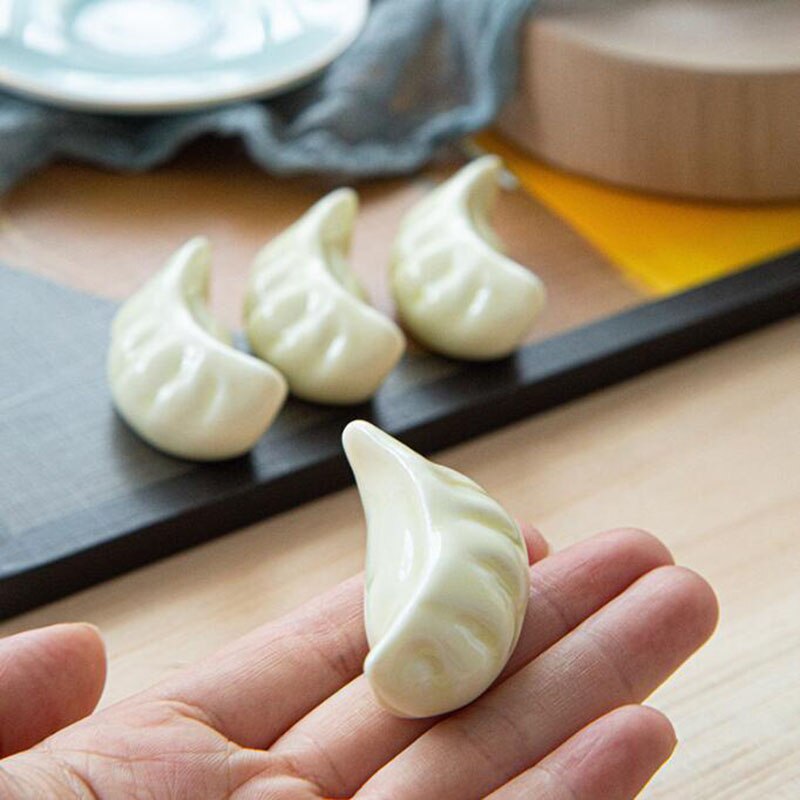 Juego de 4 unids/set de soporte de palillos de cerámica para el hogar, vajilla de cocina, simulación de Dumplings, soporte para palillos