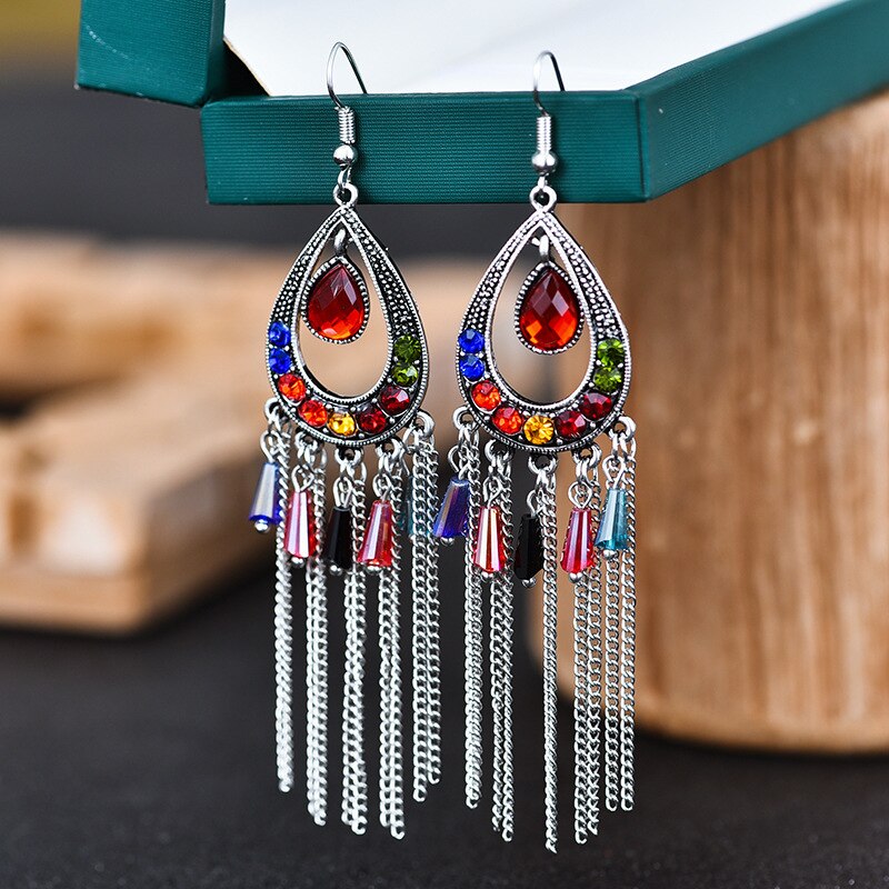 Bohemian Long Tassel Earrings 2022 Trend Water Alloy Crystal Beads Women Vintage Rhinestone Chain Earrings: E1888Multicolour