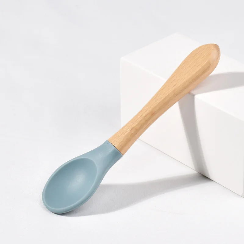 Lusikat vauvan ruokintalusikkahaarukka puinen kahva lusikkahaarukkasetti pehmeä silikonikärkinen lusikkahaarukka bpa-vapaa elintarvikelaatuinen vauva taaperoille: Sininen