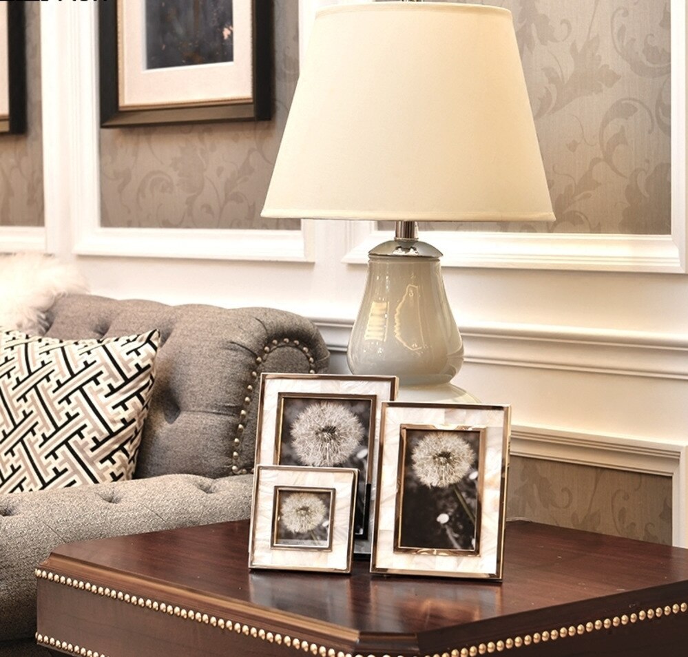 Golden Alloy Photo Frame Natural Shell Material Framed Family Portrait Nightstand Desk Decoration 4/6/7 Inch Picture Frames